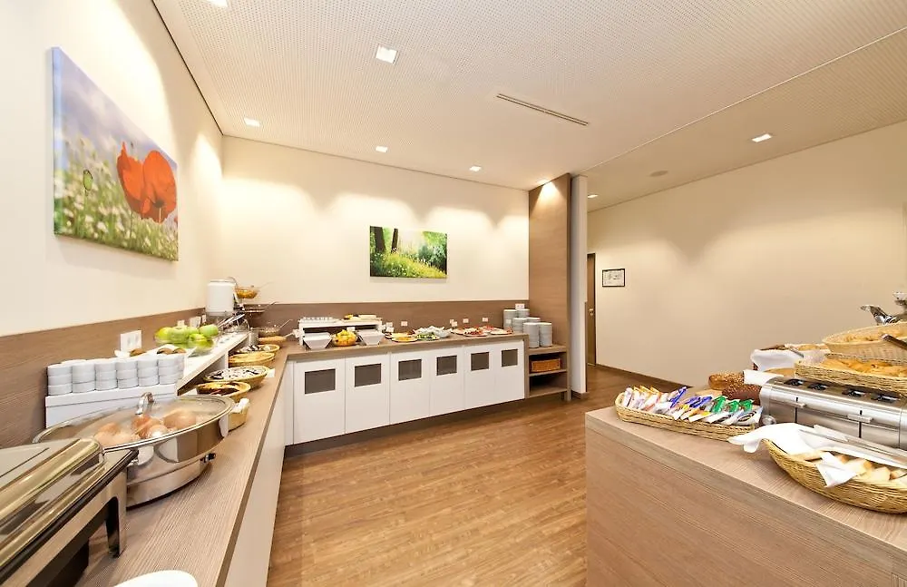 Garner Hotel Berlin - Charlottenburg, An Ihg Hotel