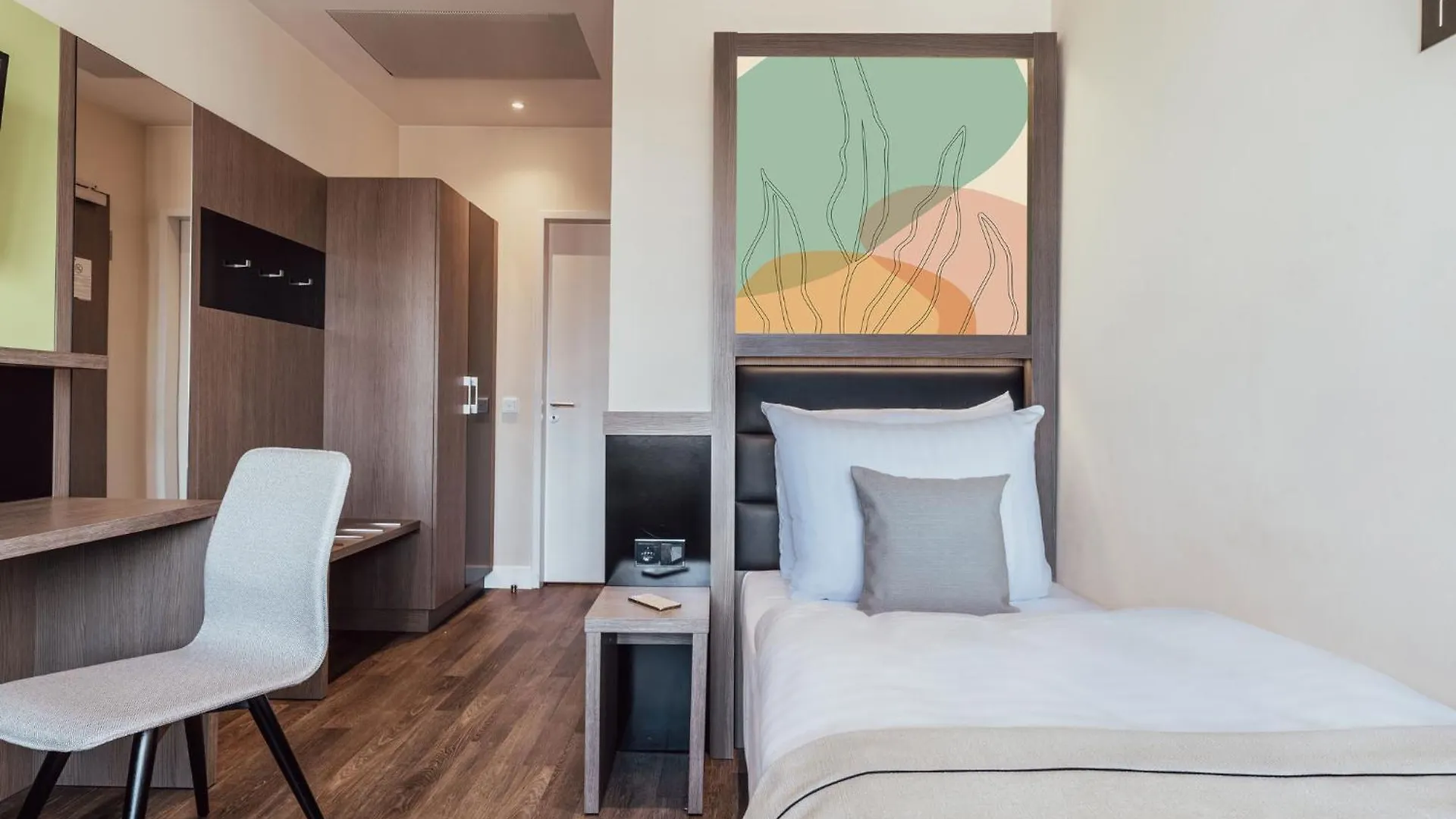 Garner Hotel Berlin - Charlottenburg, An Ihg Hotel